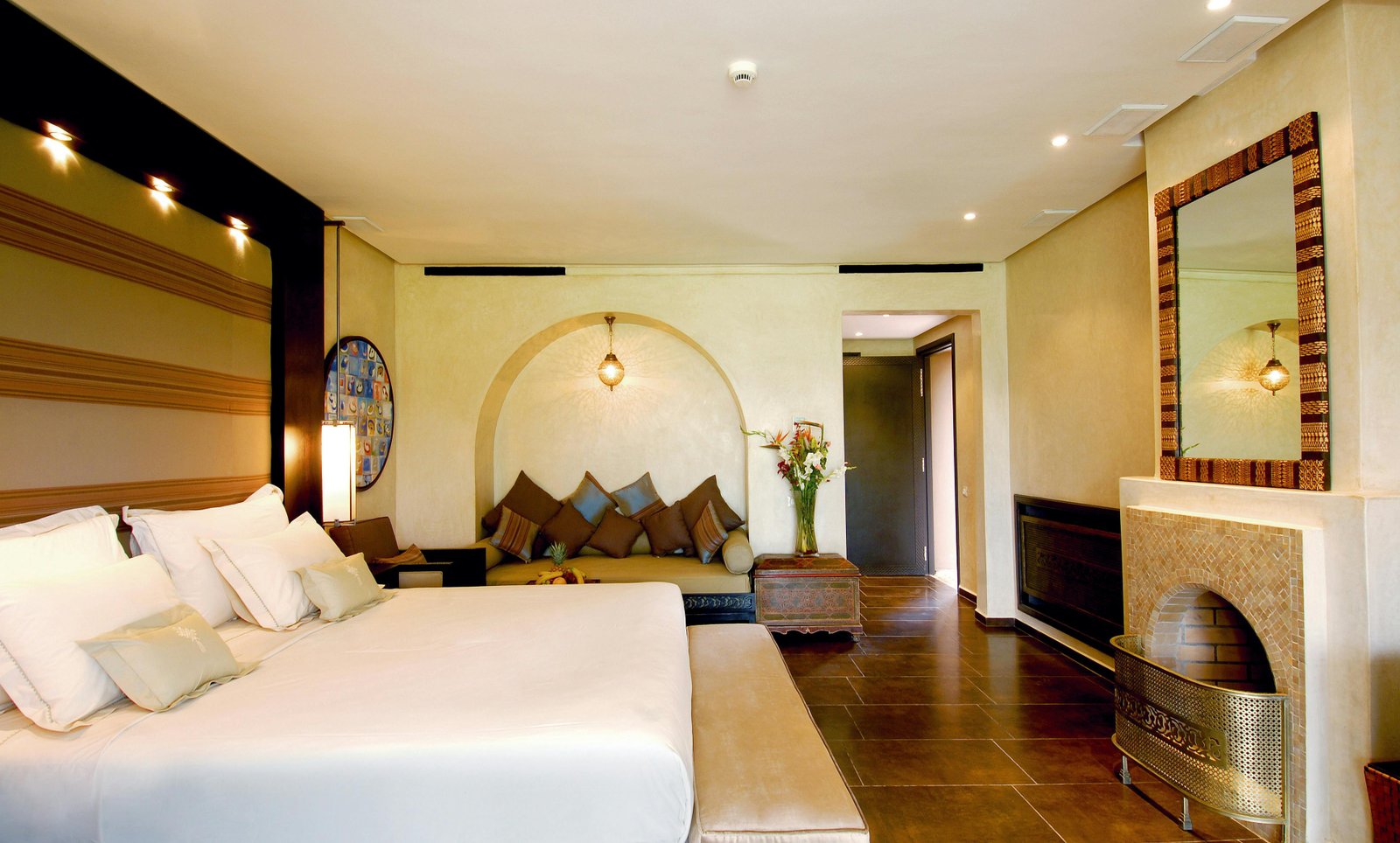 Clean hostel room